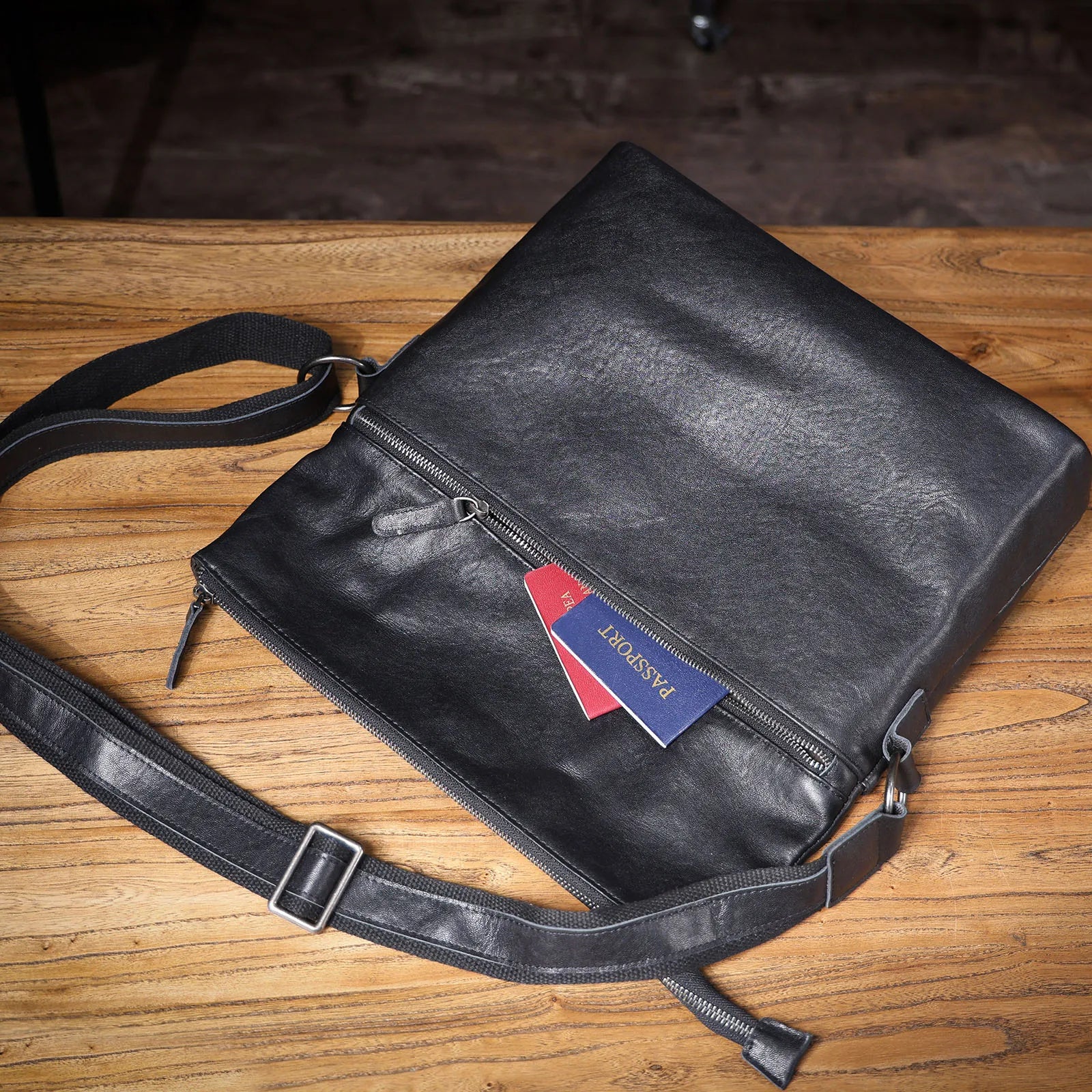 Genuine Leather Men'S Shoulder Bag Crossbody Laptop Bags Simple Cowhide Top Layer Vegetable-Tanned Leather Fashion Casual